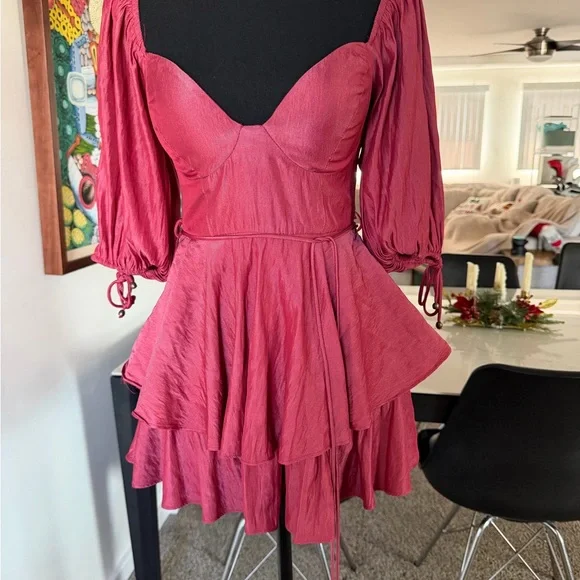 HIRIE Stage Dress — Juliette vibes - Picture 4 of 5